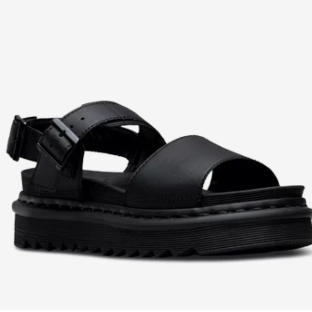 NWT Dr.Martens Voss Platform Sandal Black Hyrdo Leather Size 8
